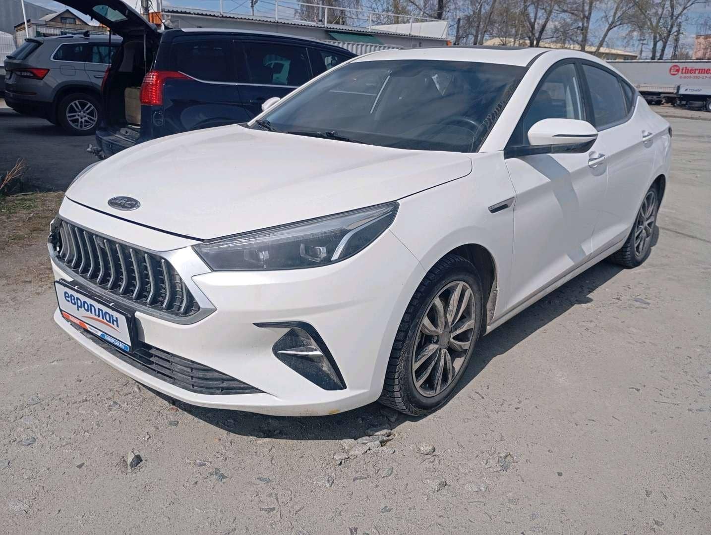 JAC J7