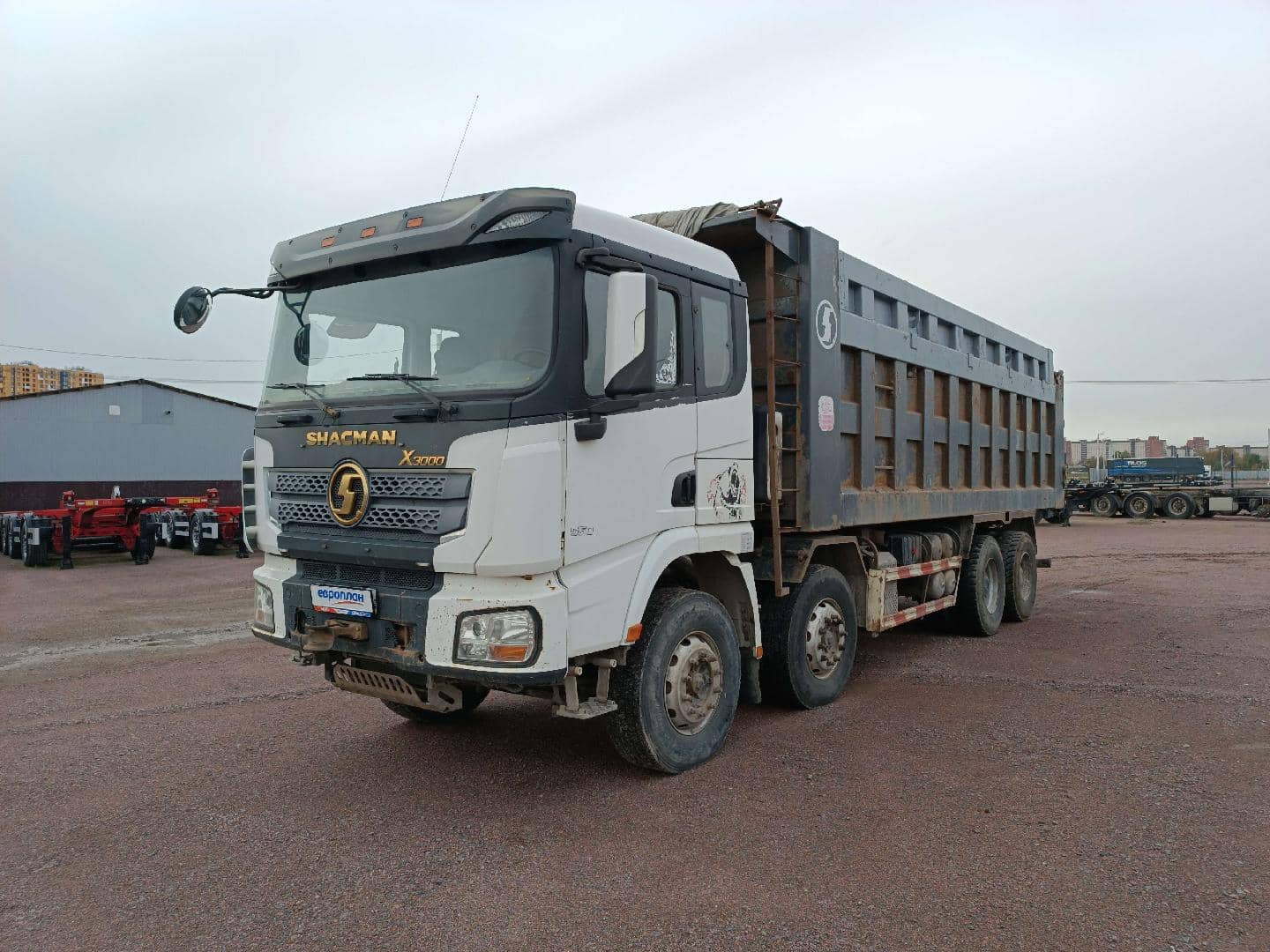 Shacman SX331863366 (скальный кузов)
