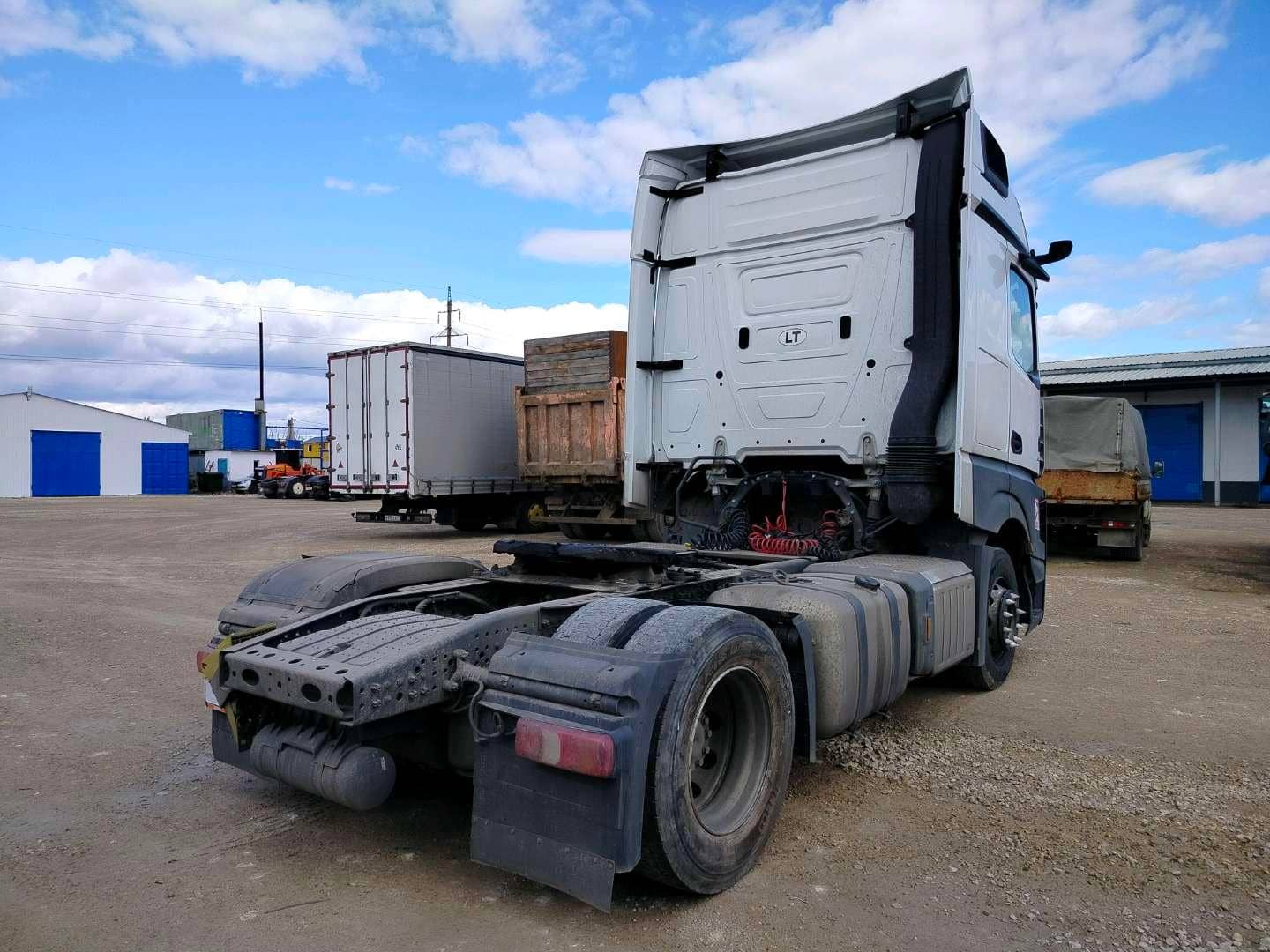 Mercedes-Benz Actros 5 1845 LS 4x2 (BigSpace),  699 632 км, 2020 года в лизинг