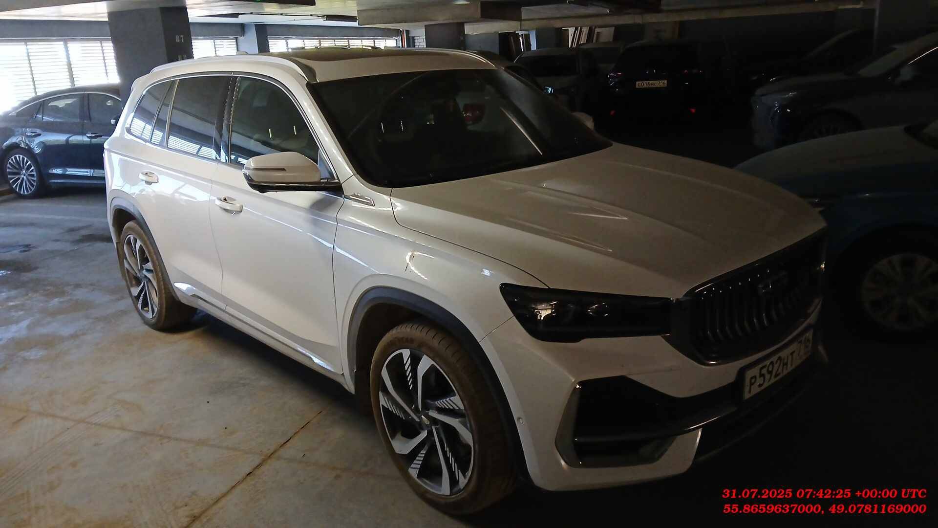 Geely Monjaro,  47 618 км, 2024 года в лизинг