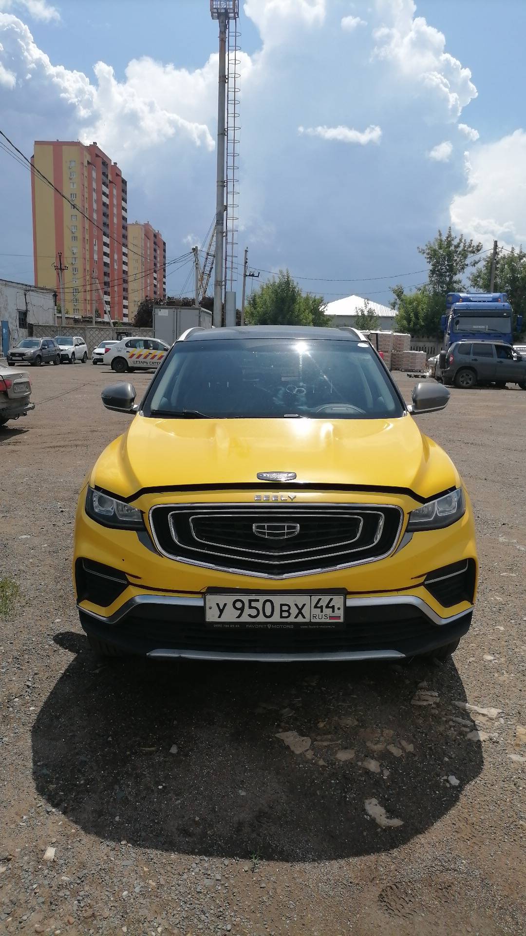 Geely Atlas Pro,  200 000 км, 2022 года в лизинг