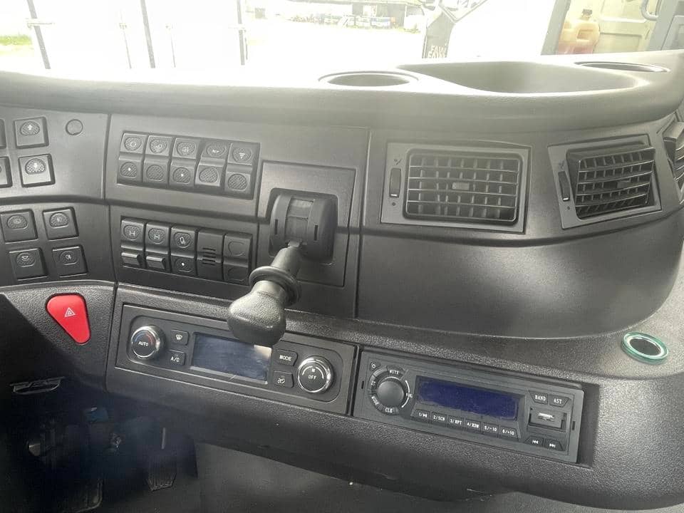 HONGYAN CQ4187HD12381T LNG,  54 620 км, 2023 года в лизинг