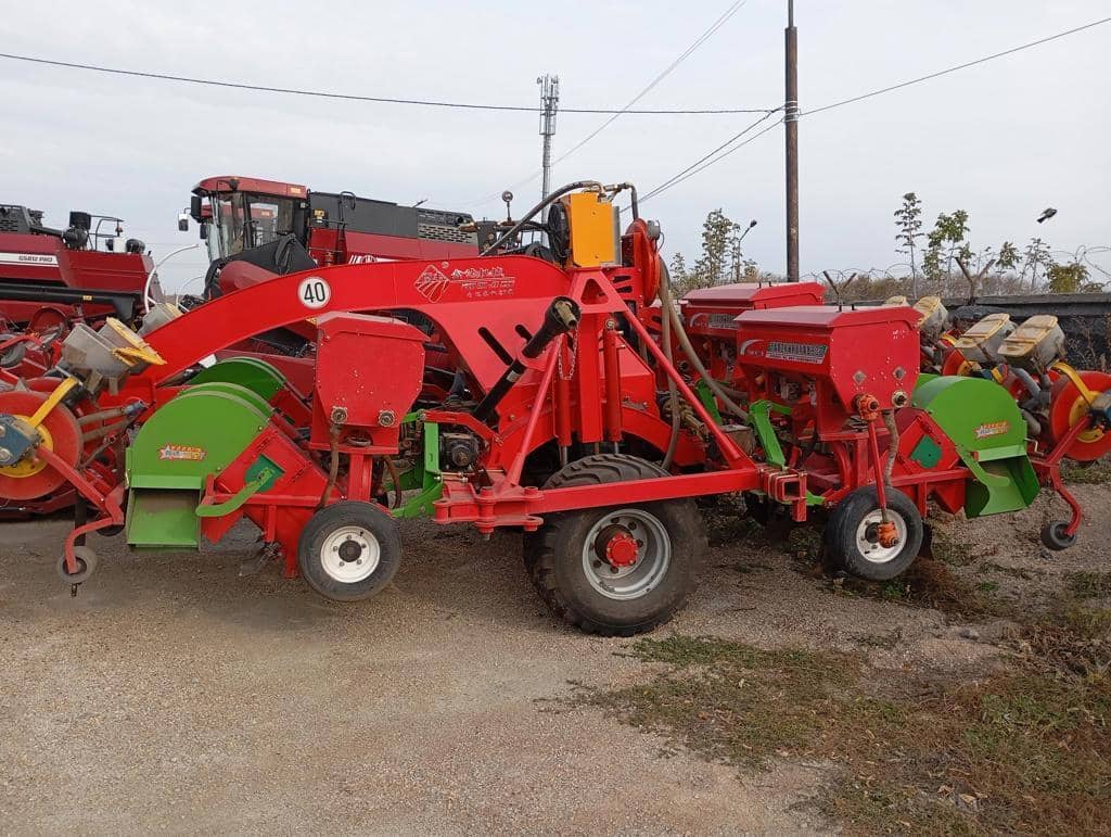 Jilin Kangda Agricultural Machinery 2BMZF-12C сеялка точного высева,  1 км, 2023 года в лизинг