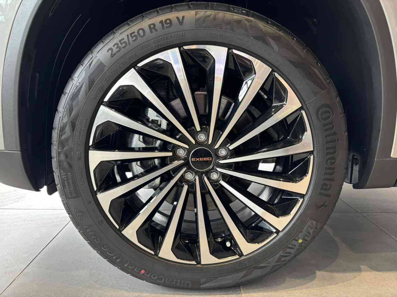 EXEED TXL Premium 2.0 TGDI 8AT AWD