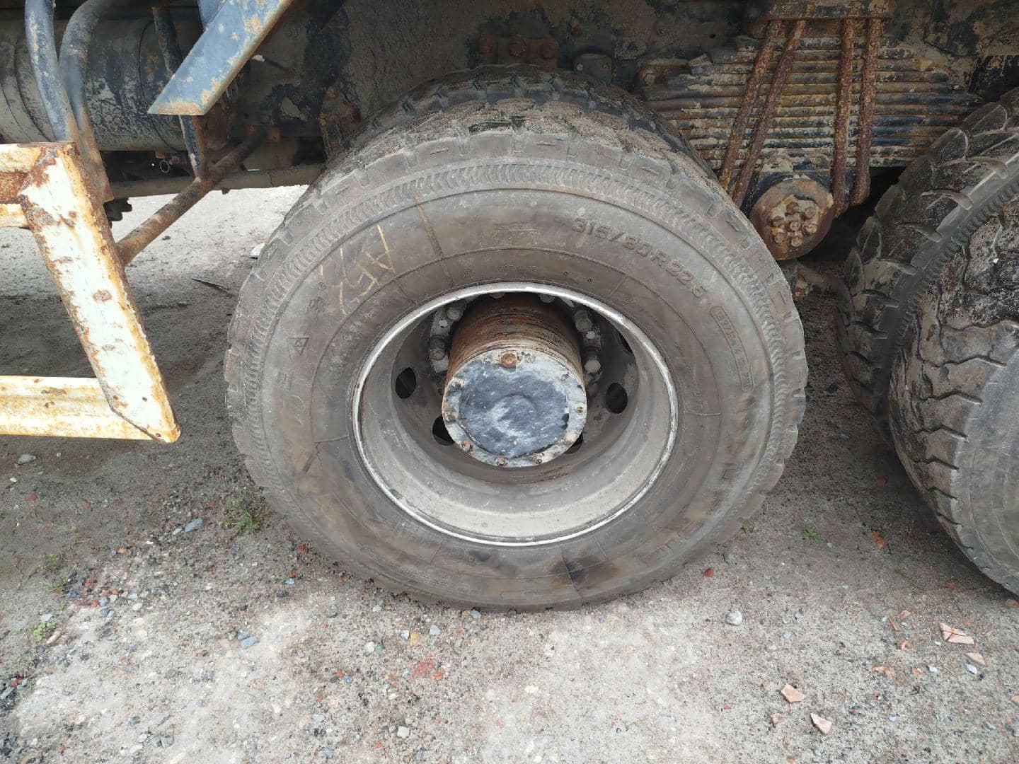 FAW CA3250P66K24L1TE5 6x6,  93 707 км, 2023 года в лизинг