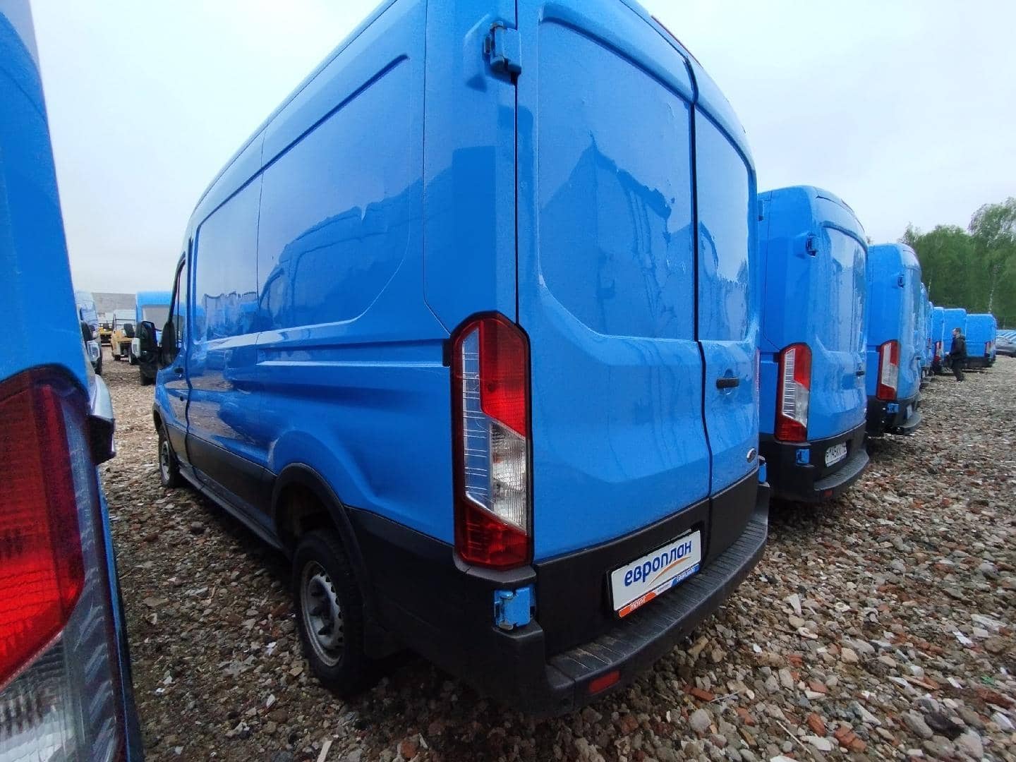 Ford Transit, 2021 года в лизинг