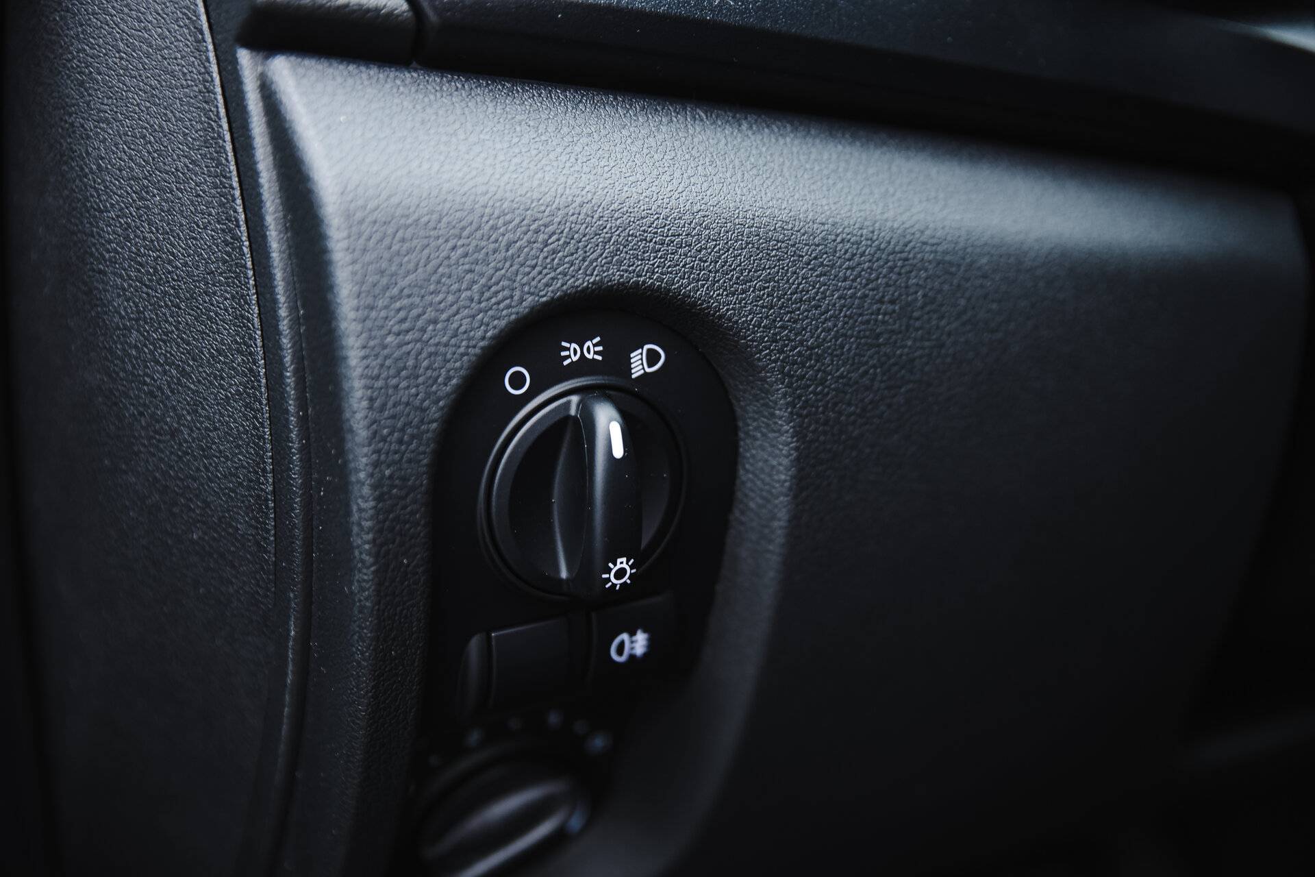 Lada Granta седан Classic 24 Кондиционер 1.6 90hp 5MT