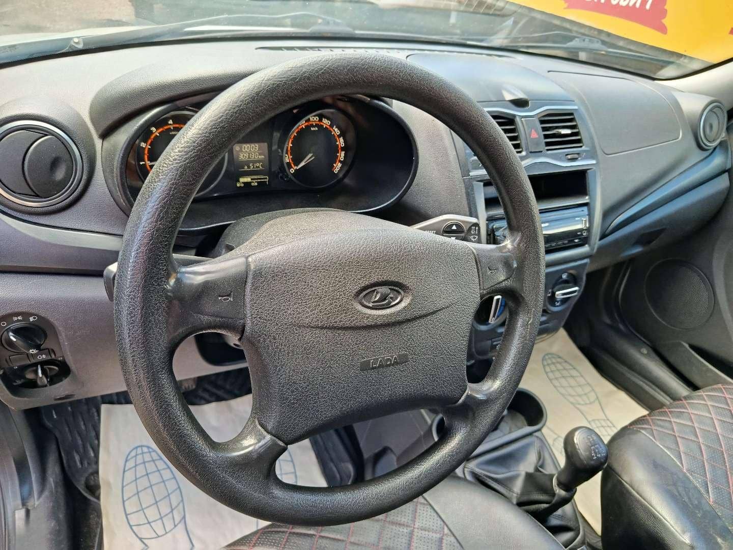 Lada Granta седан,  309 130 км, 2023 года в лизинг
