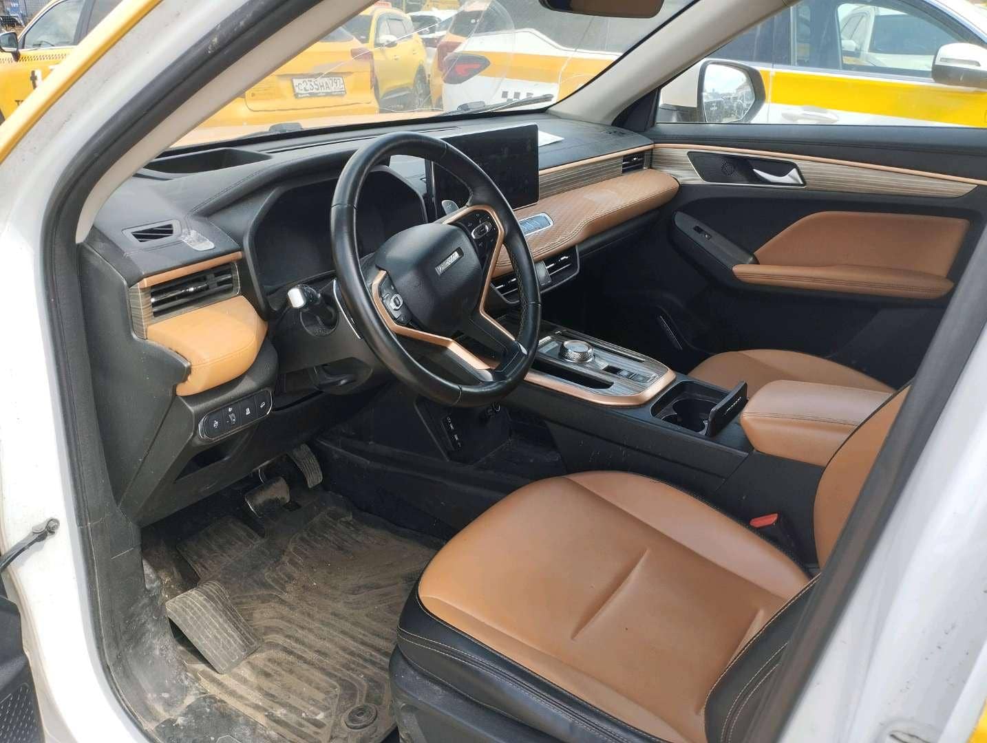 Haval Jolion,  270 184 км, 2023 года в лизинг