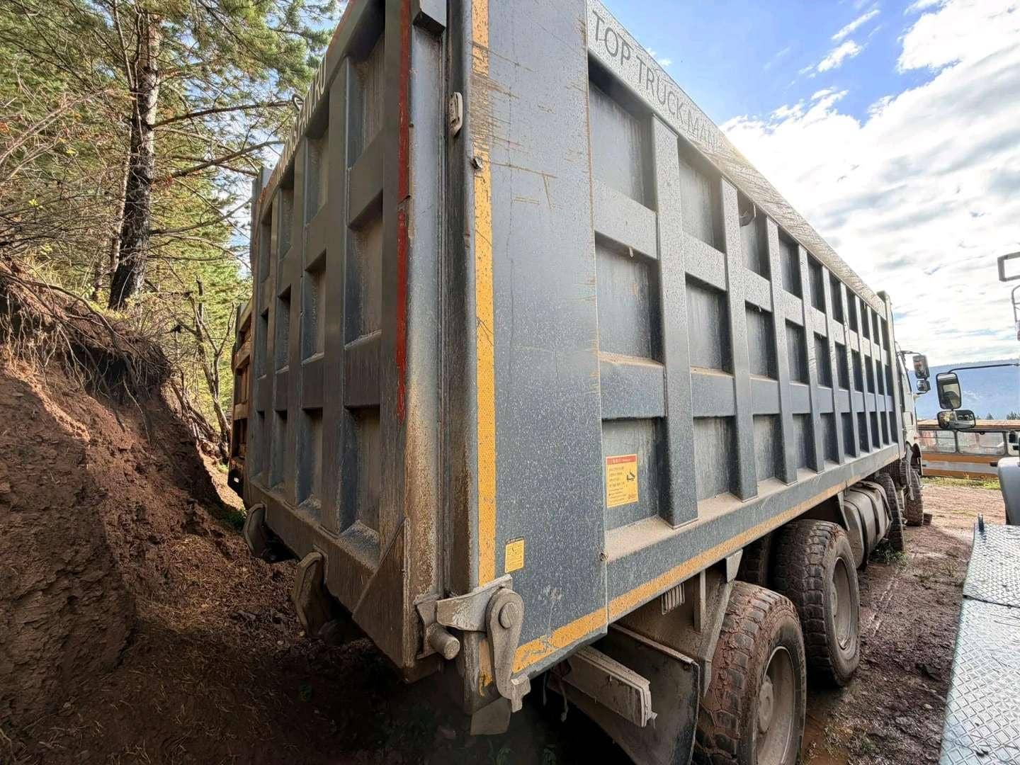 FAW CA3310P66K24T4E4 8x4 (E4),  200 000 км, 2023 года в лизинг