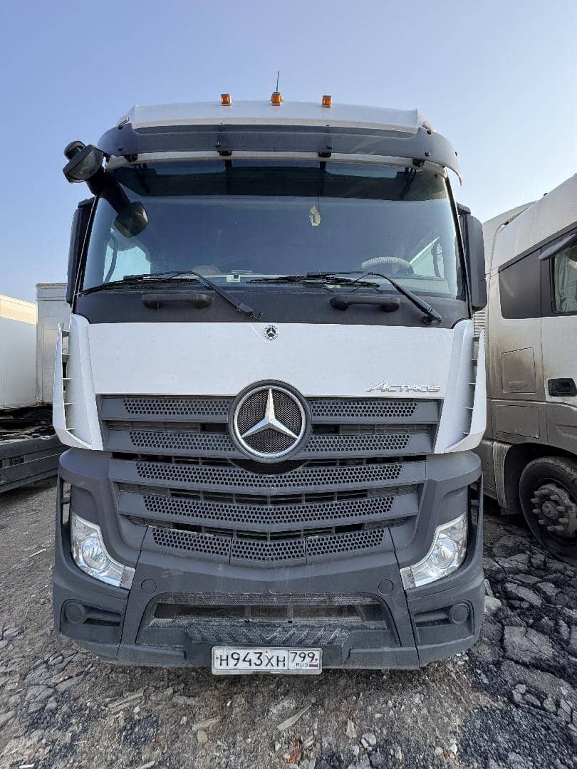 Mercedes-Benz Actros 4 1842 LS 4x2 (BigSpace),  595 901 км, 2020 года в лизинг
