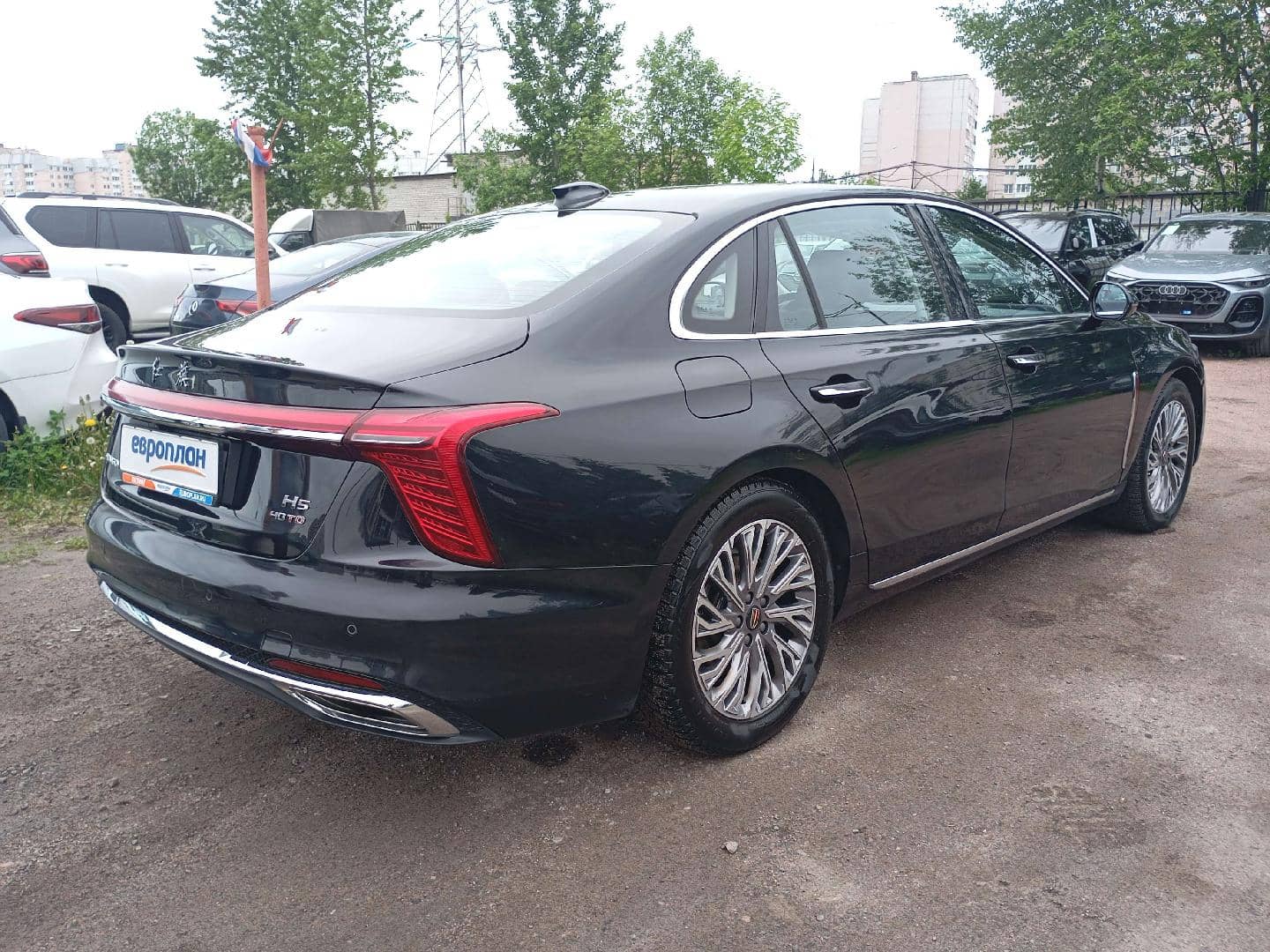 Hongqi H5,  150 761 км, 2024 года в лизинг