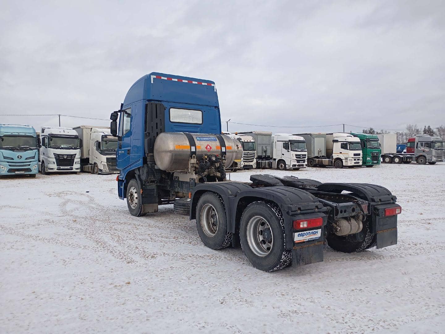 HONGYAN CQ4187HD12381T LNG,  101 118 км, 2023 года в лизинг