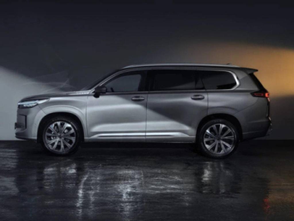 EXEED VX President 7 мест 2.0T 8AT 4WD