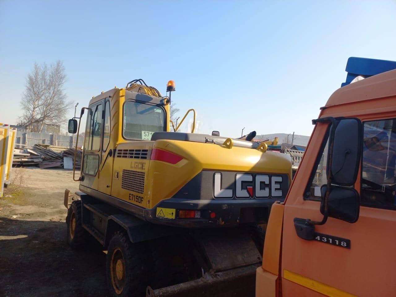 SDLG/LGCE E7150F,  1 км, 2023 года в лизинг