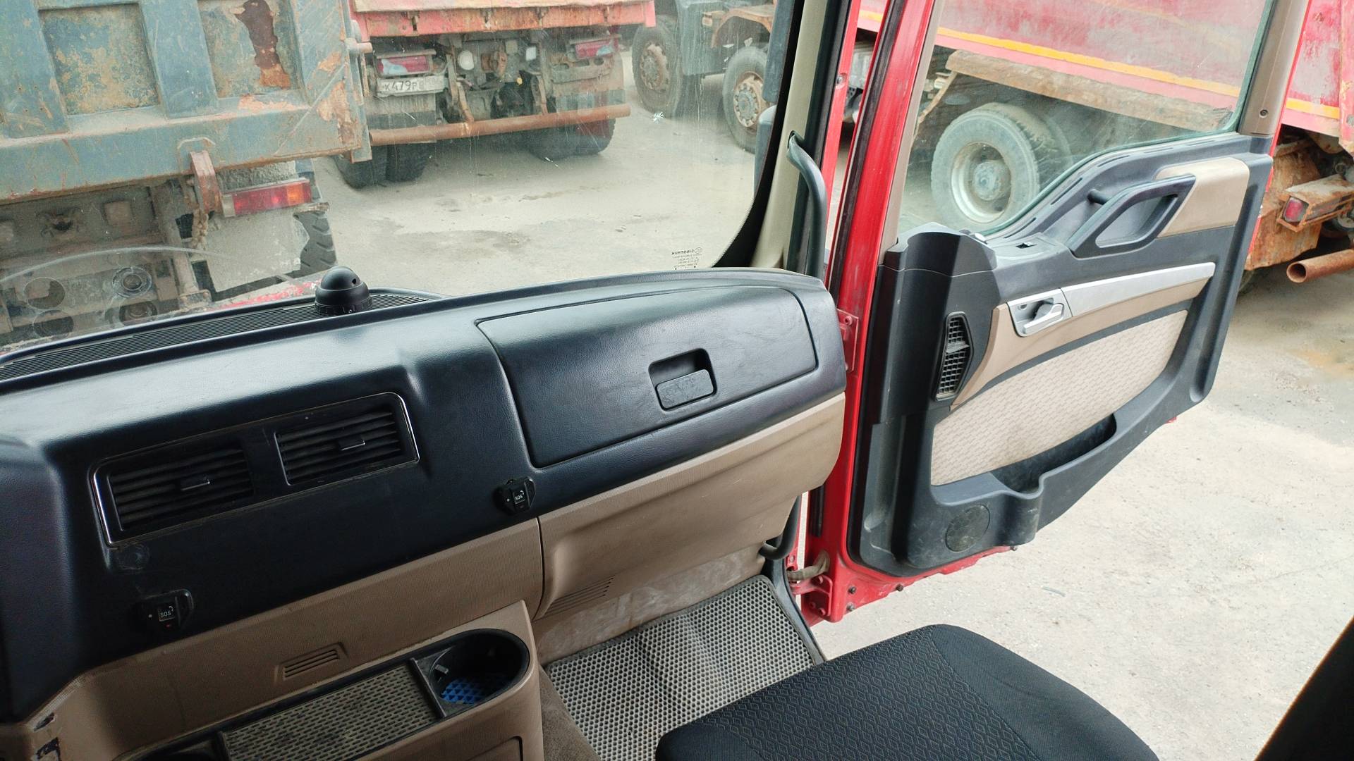 HOWO ZZ3257V384GE1 6x4,  274 739 км, 2022 года в лизинг