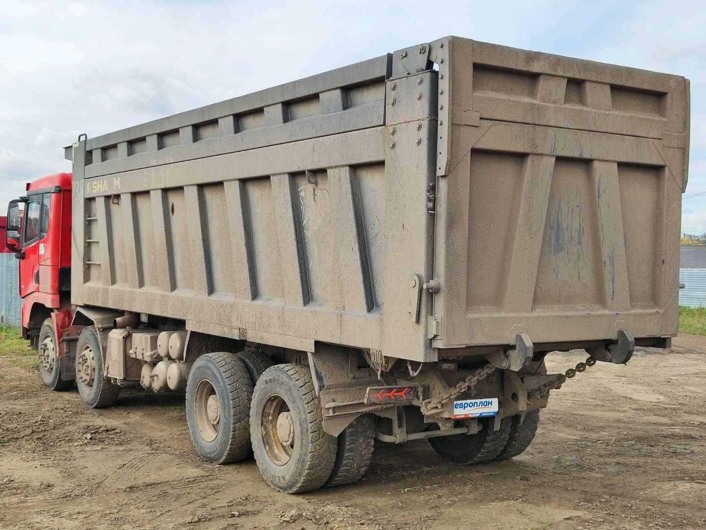 Shacman SX33186V366,  199 693 км, 2024 года в лизинг