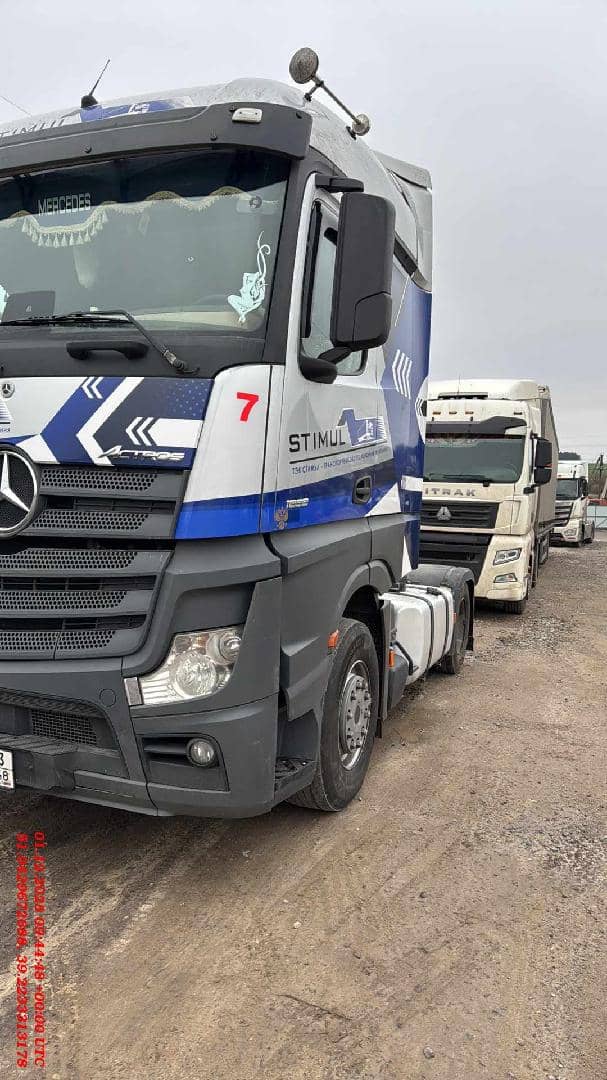 Mercedes-Benz Actros 1853,  333 210 км, 2023 года в лизинг