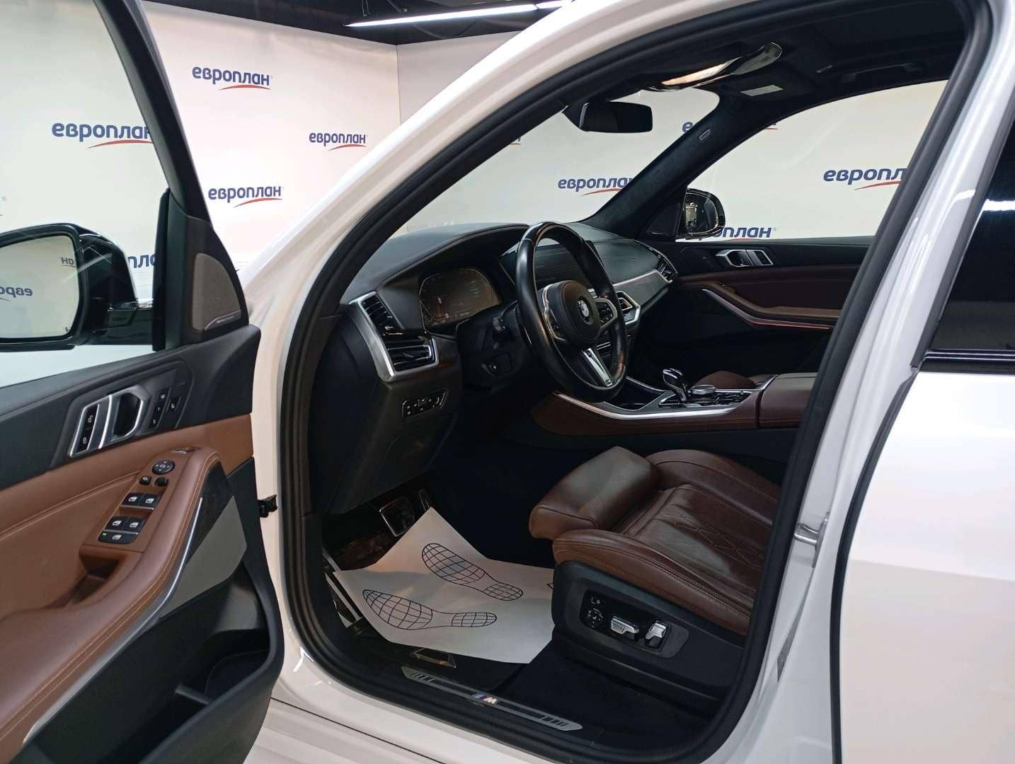 BMW X5,  59 078 км, 2021 года в лизинг