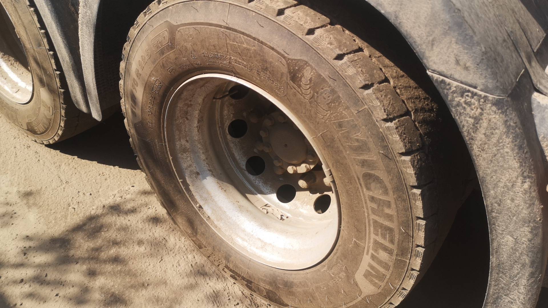 DongFeng DFH4271 6x4,  74 837 км, 2024 года в лизинг