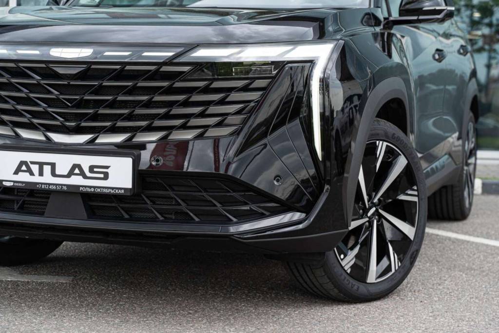 Geely Atlas Flagship 2.0T 8AT 4WD