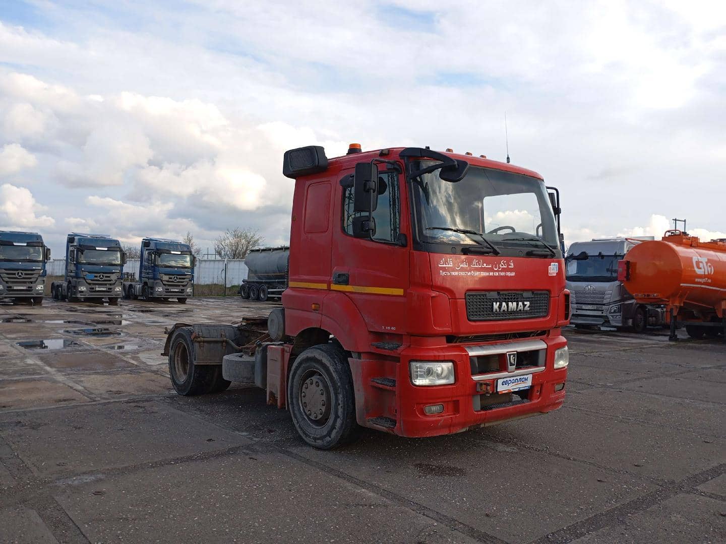 КАМАЗ 5490-S5 (M1840),  897 277 км, 2018 года в лизинг