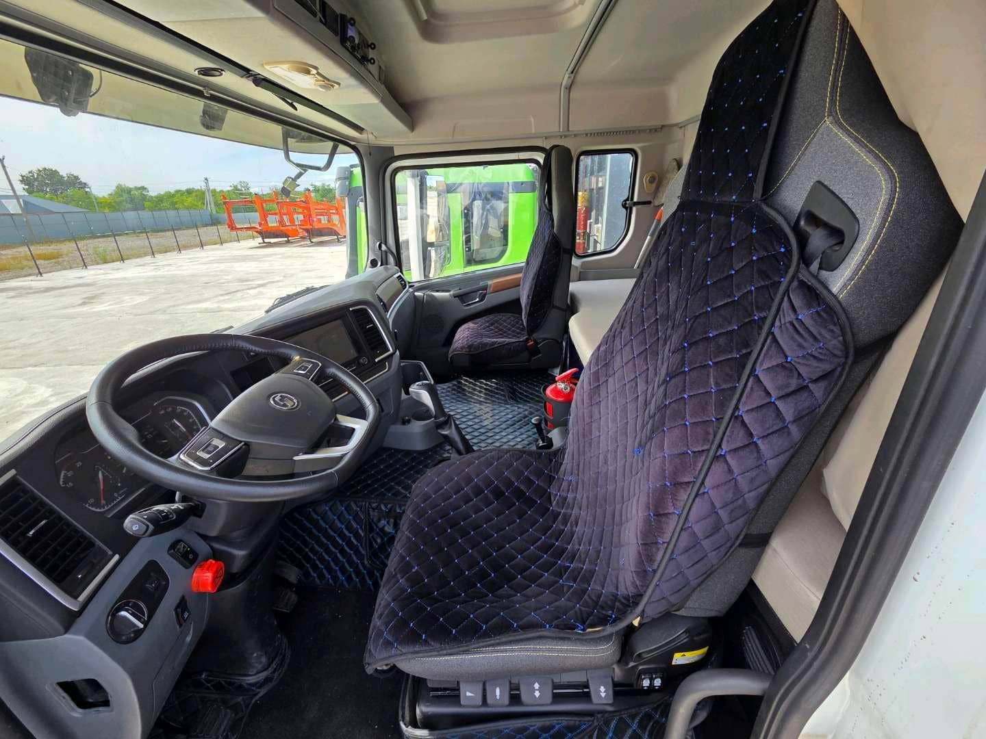 Shacman SX42586V385,  40 022 км, 2024 года в лизинг