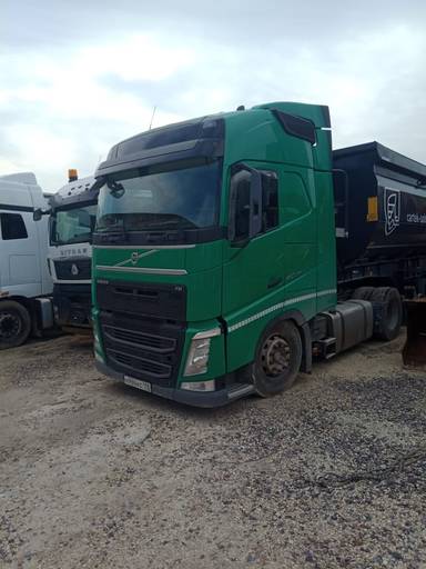 Volvo FH 460 4x2 (FH Globetrotter)