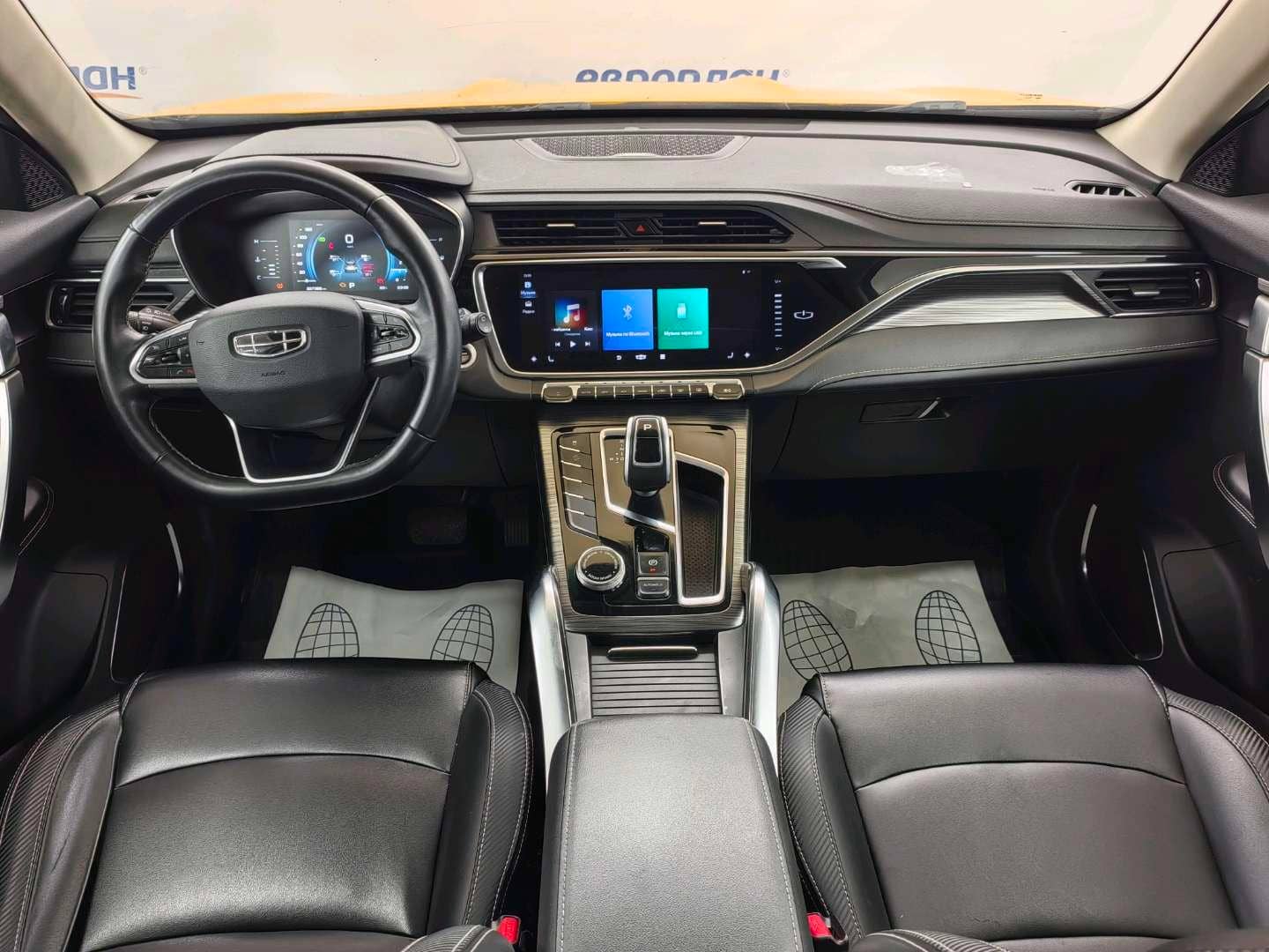 Geely Atlas Pro,  227 366 км, 2023 года в лизинг