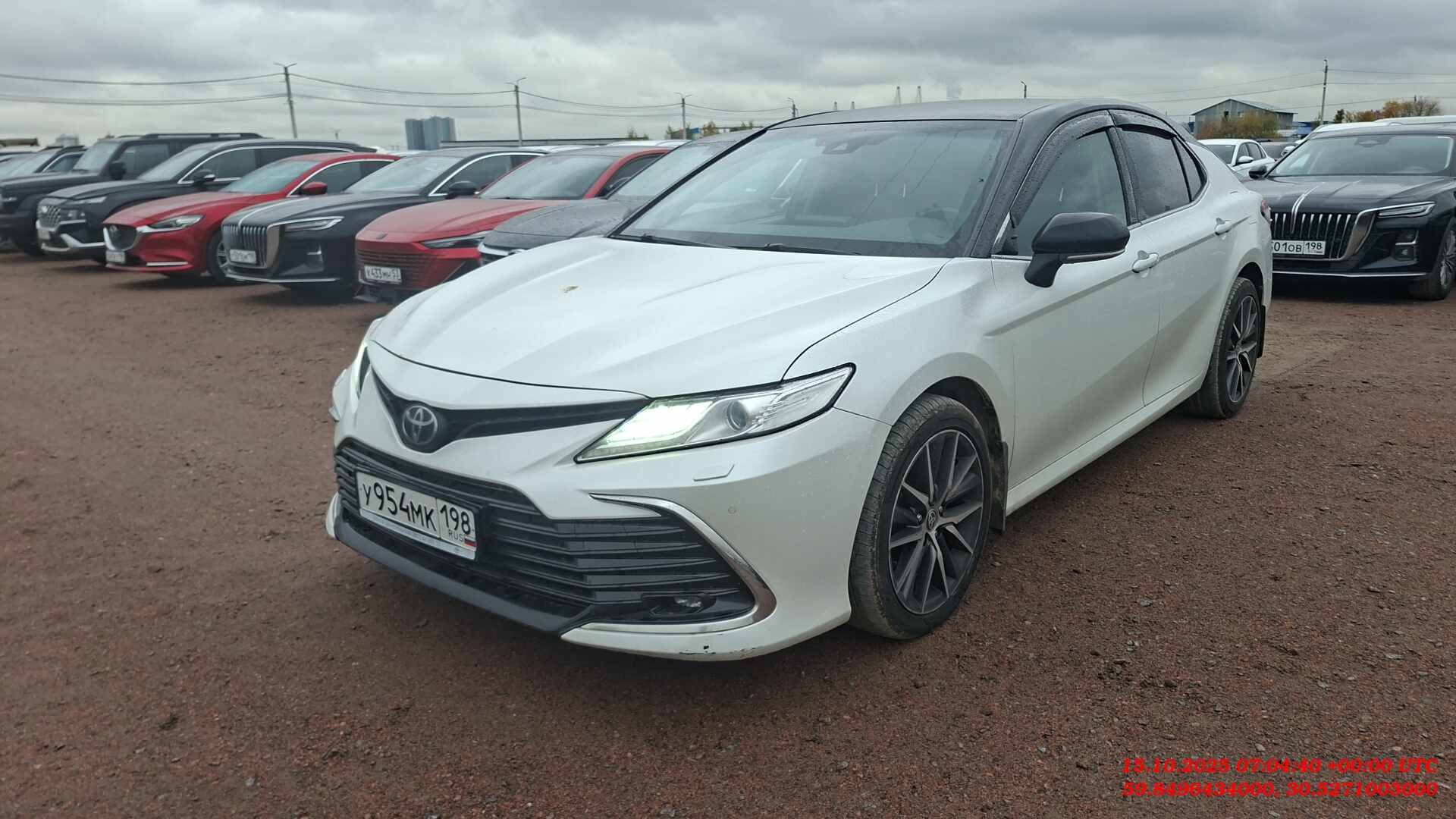 Toyota Camry,  110 972 км, 2022 года