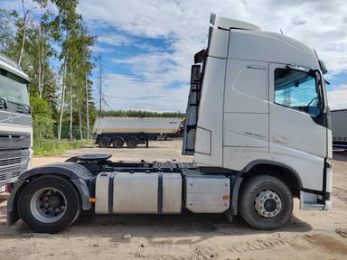 Volvo FH 460 4x2 (FH Globetrotter XL)