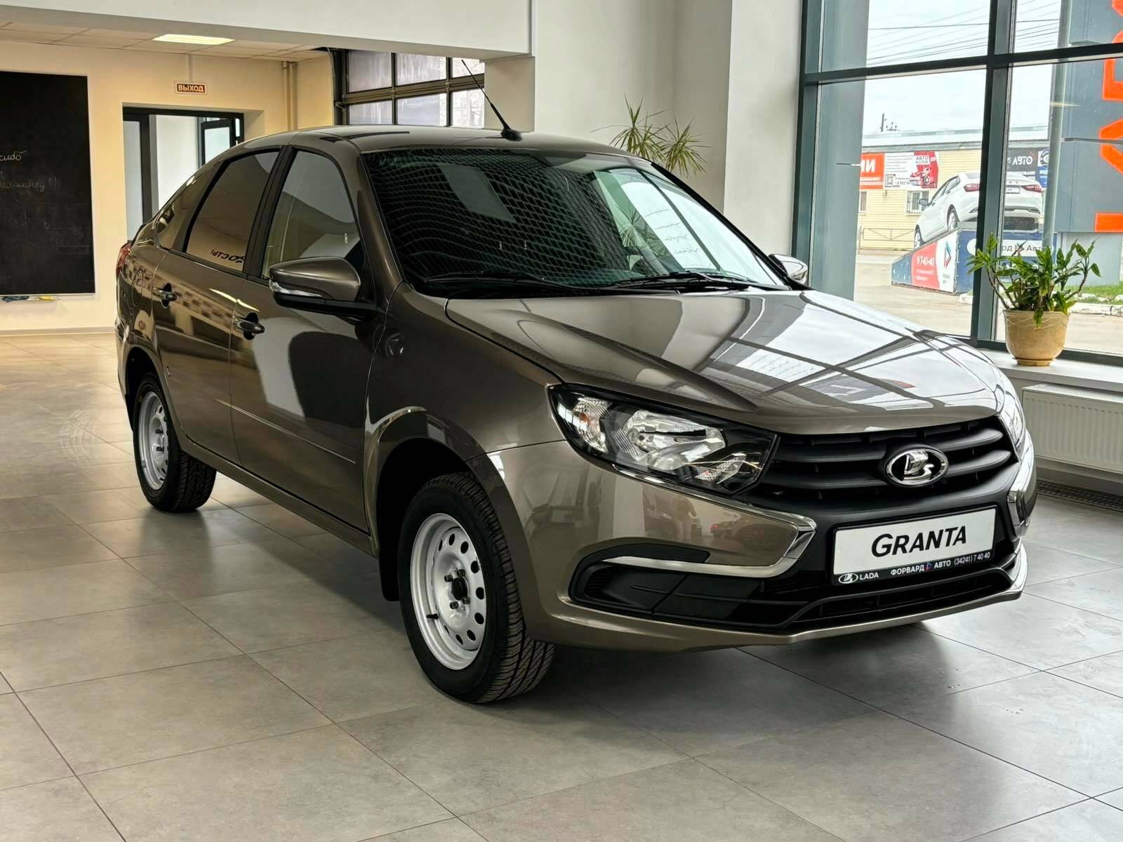 Lada Granta седан Classic 24 Кондиционер 1.6 90hp 5MT