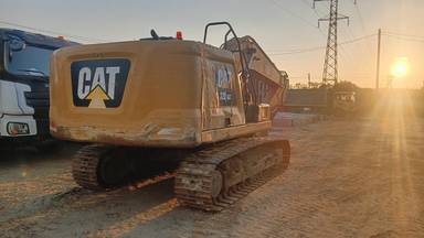CATERPILLAR 320GC