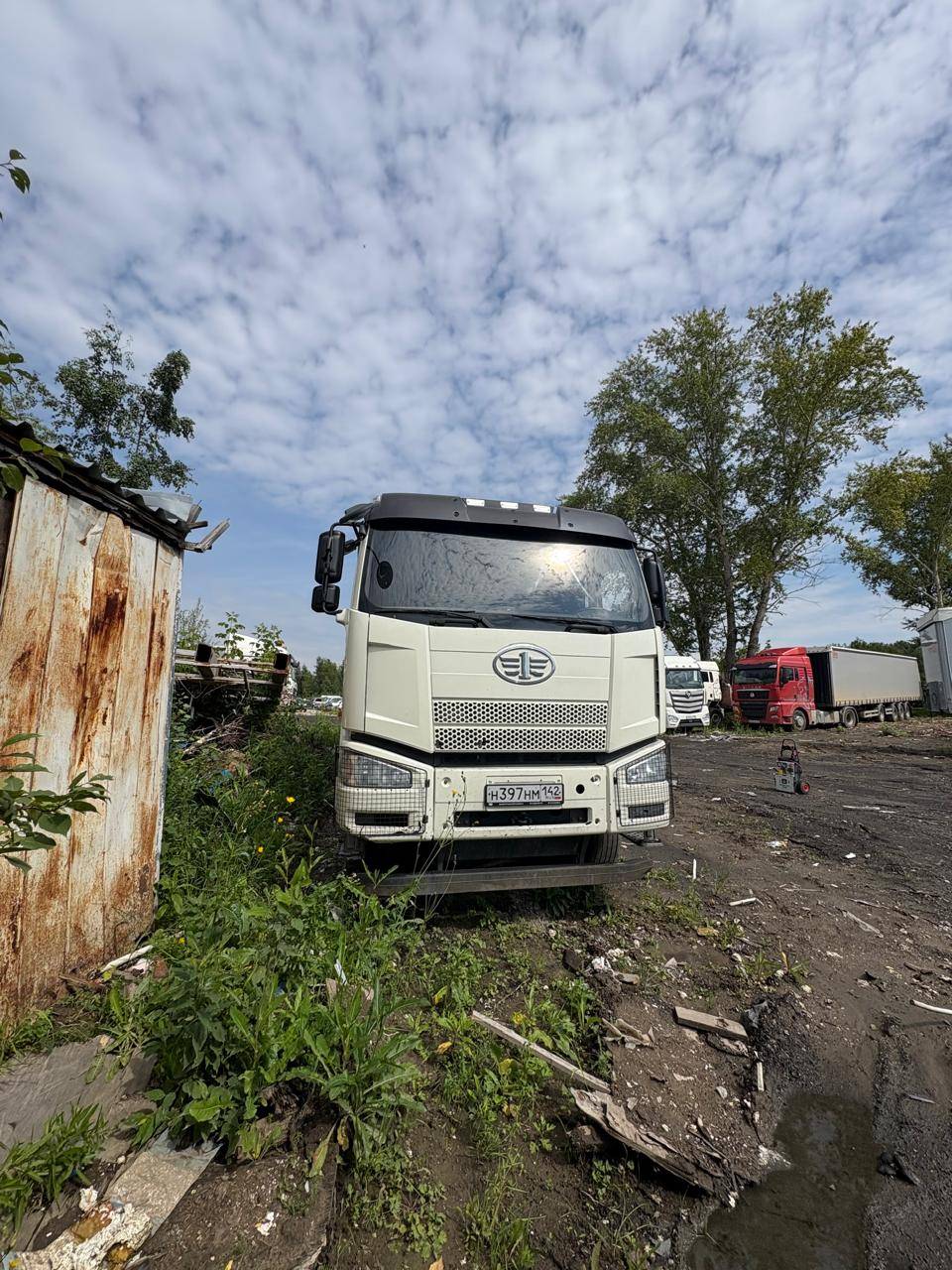 FAW CA3310P66K24T4E5 8х4,  102 066 км, 2023 года в лизинг