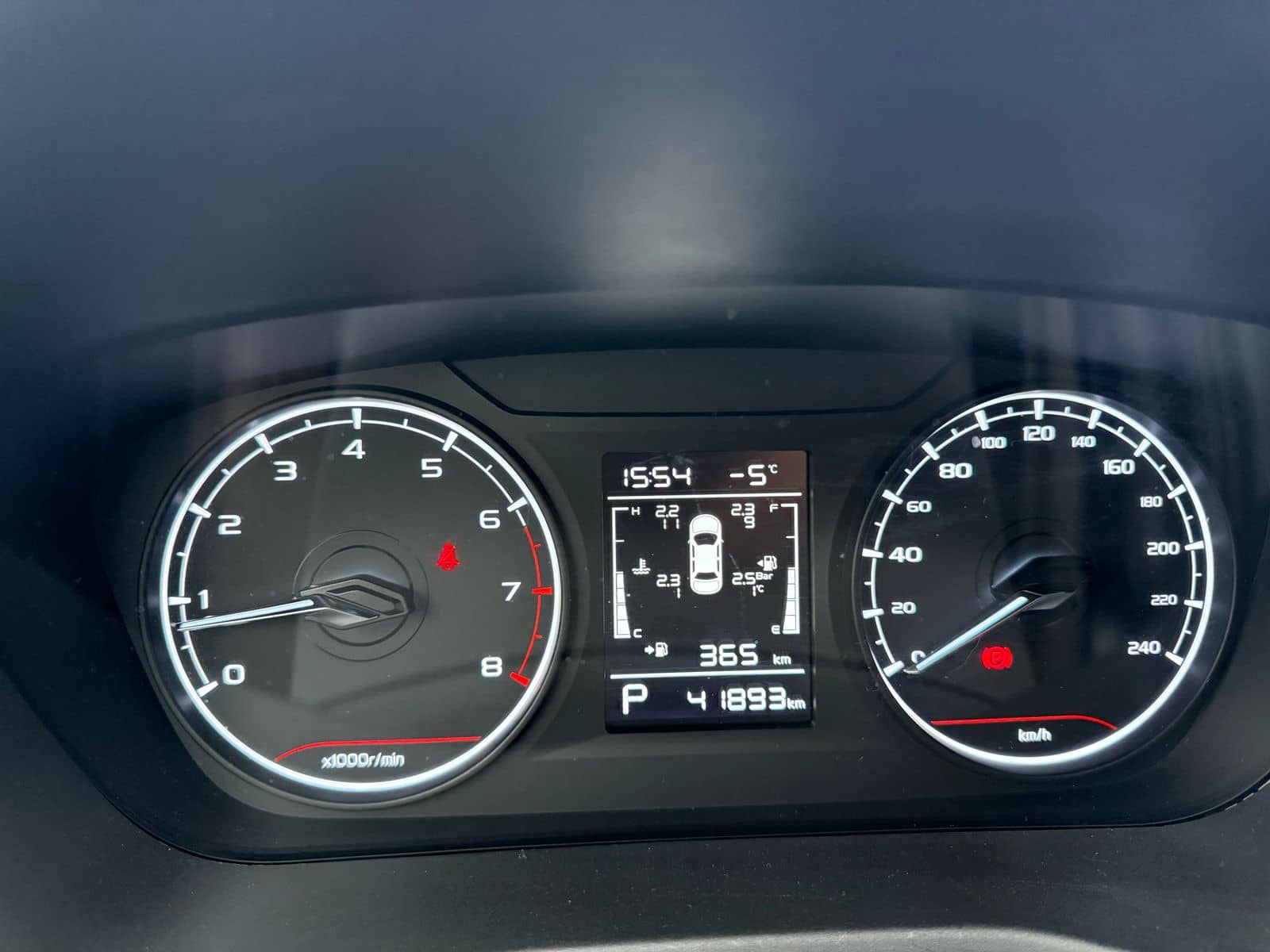 Geely Emgrand,  41 893 км, 2024 года в лизинг