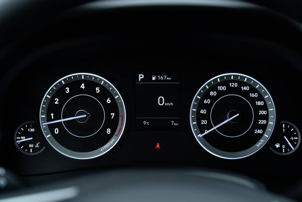 Solaris HC Classic 1.6 6AT 2WD