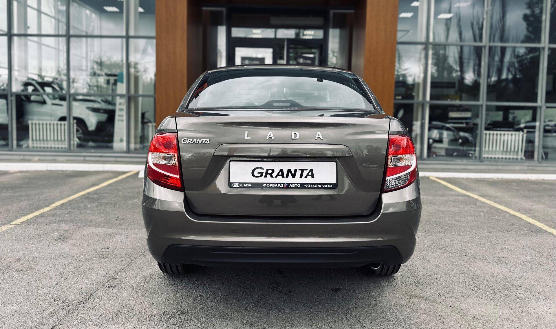 Lada Granta седан Comfort 1.6 90hp 5MT