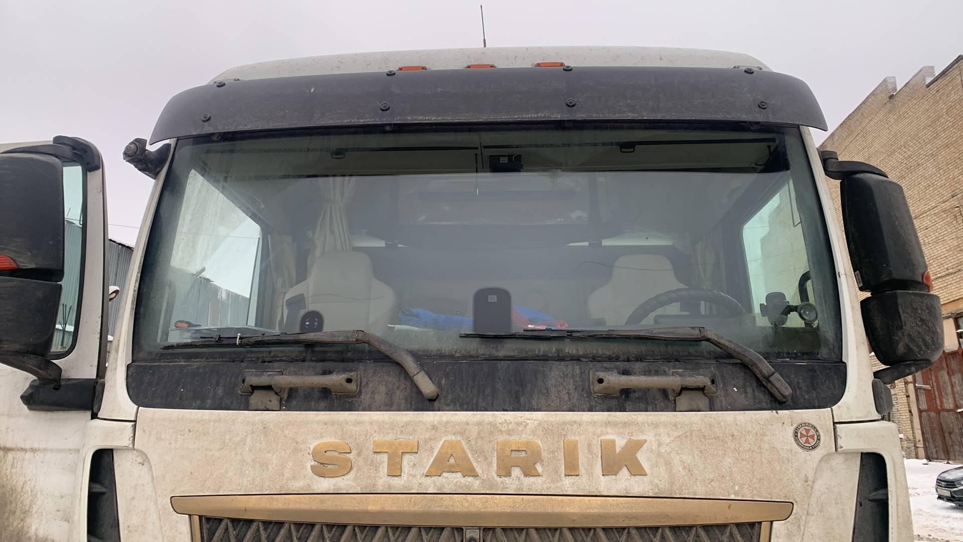 Sitrak C7H MAX ZZ4186V391HE,  347 970 км, 2023 года в лизинг