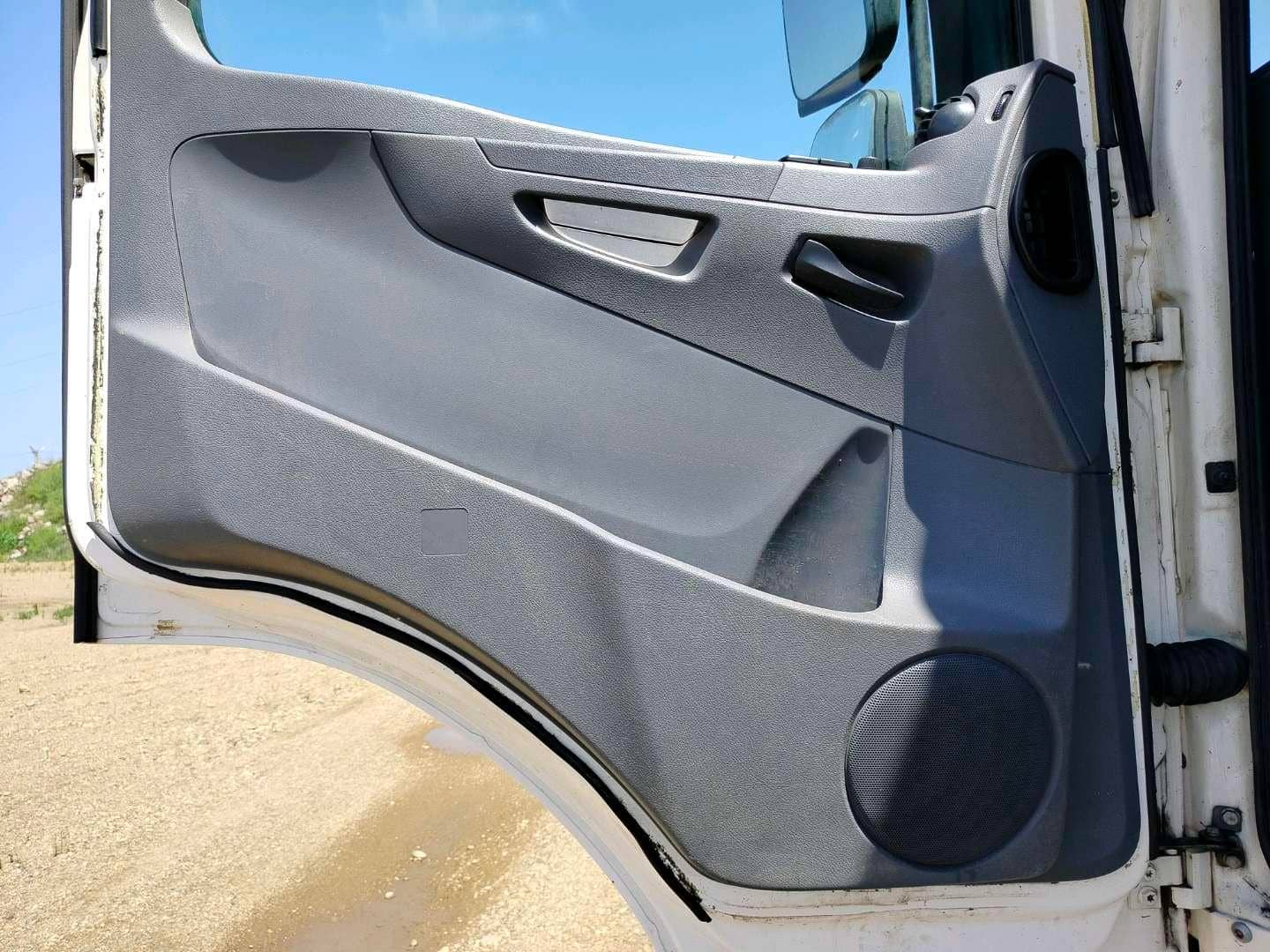КАМАЗ 5490-S5 (M1840),  829 292 км, 2020 года в лизинг