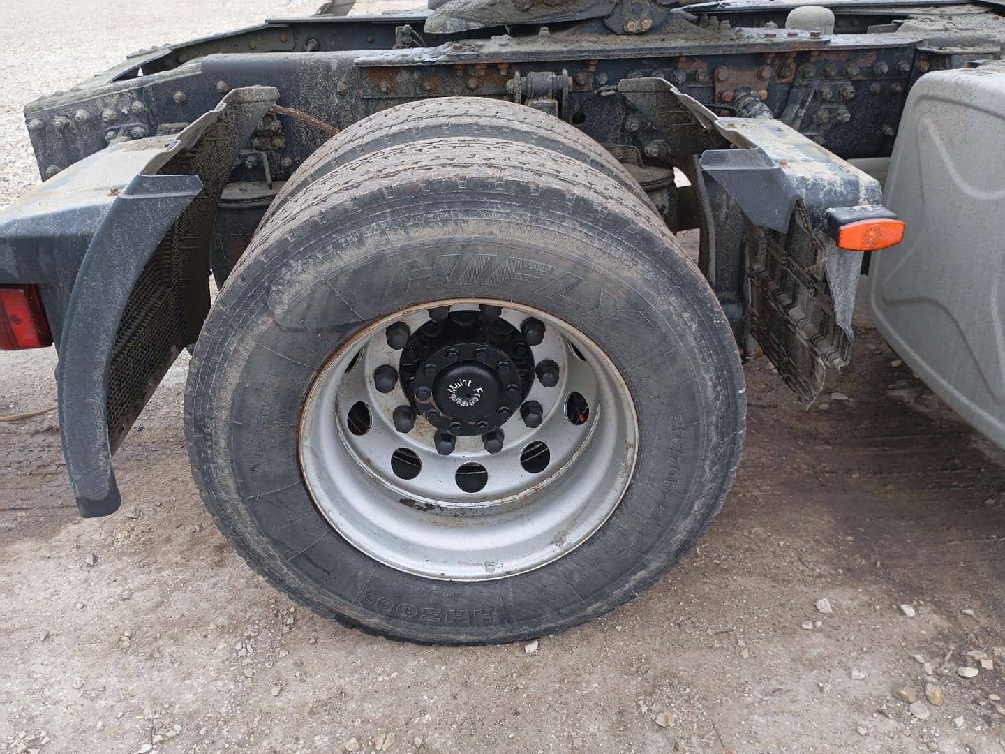 DongFeng GX DFH4180 4x2,  401 041 км, 2024 года в лизинг