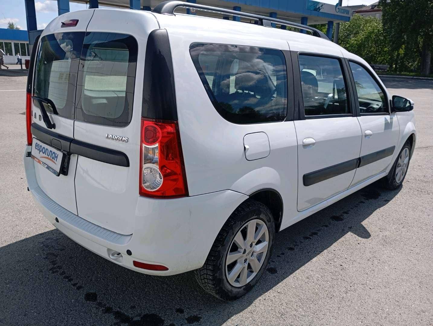 Lada Largus универсал,  30 644 км, 2025 года в лизинг