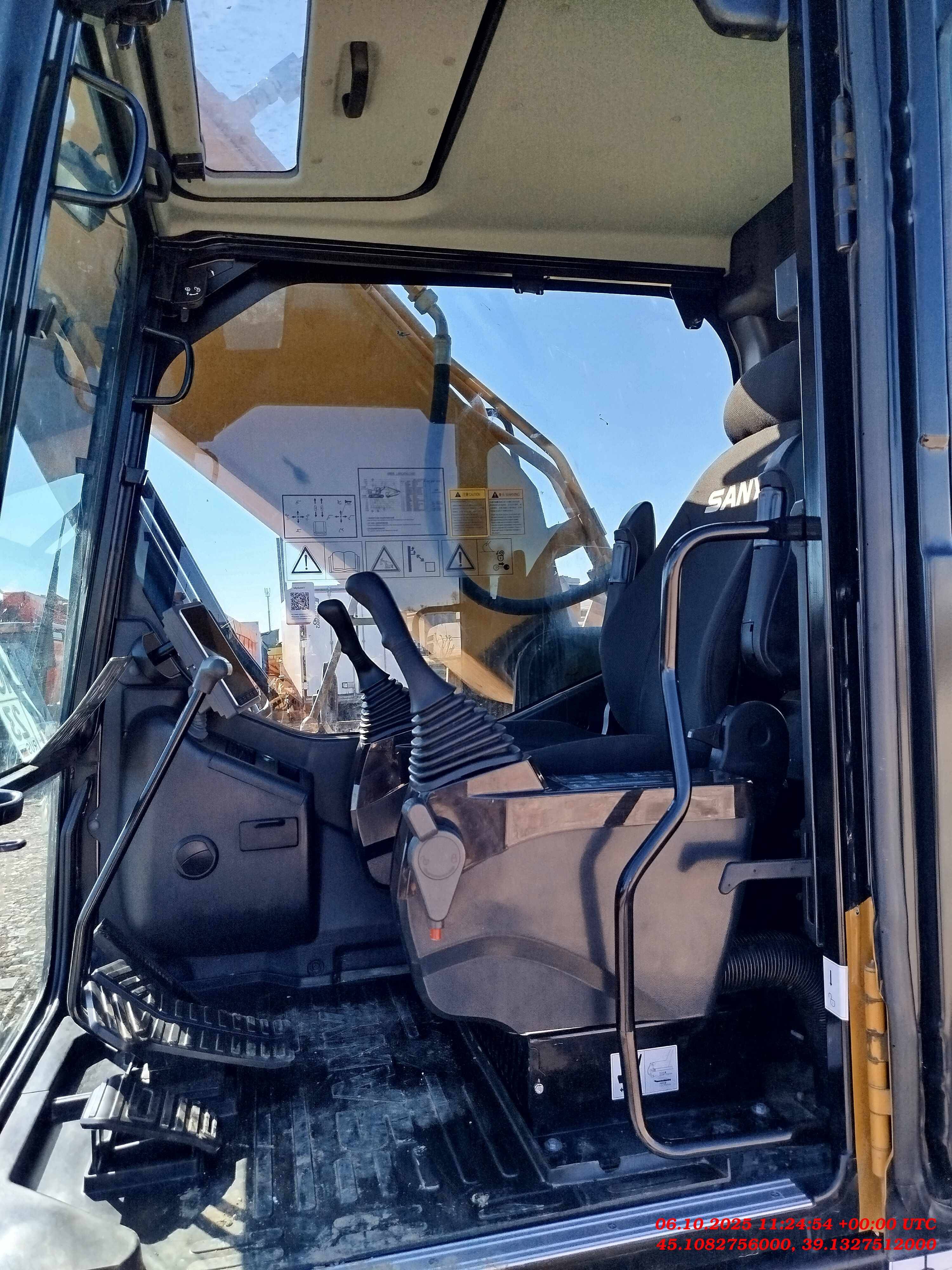 SANY SY215C, 2023 года в лизинг