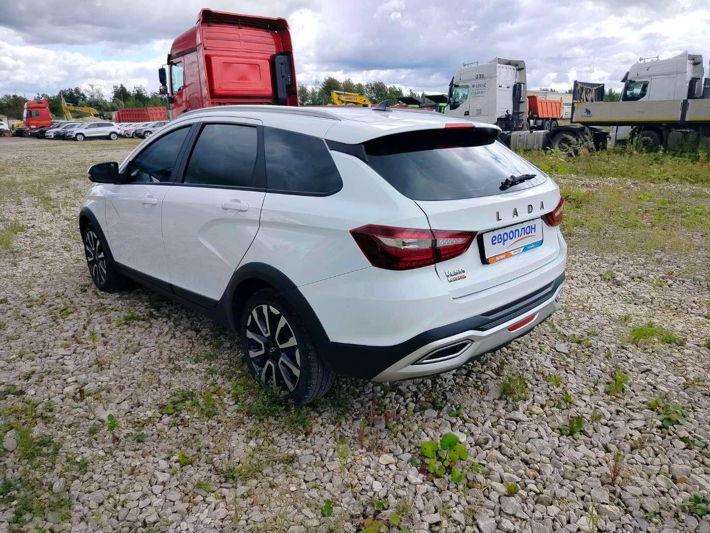 Lada Vesta Кросс,  68 713 км, 2024 года в лизинг