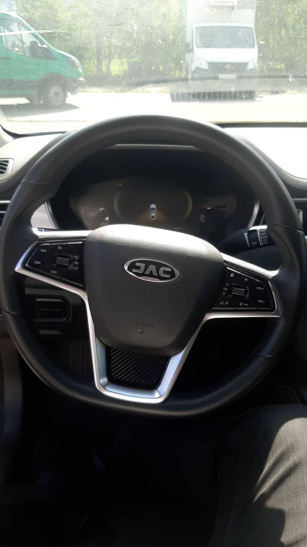 JAC J7,  99 175 км, 2023 года в лизинг