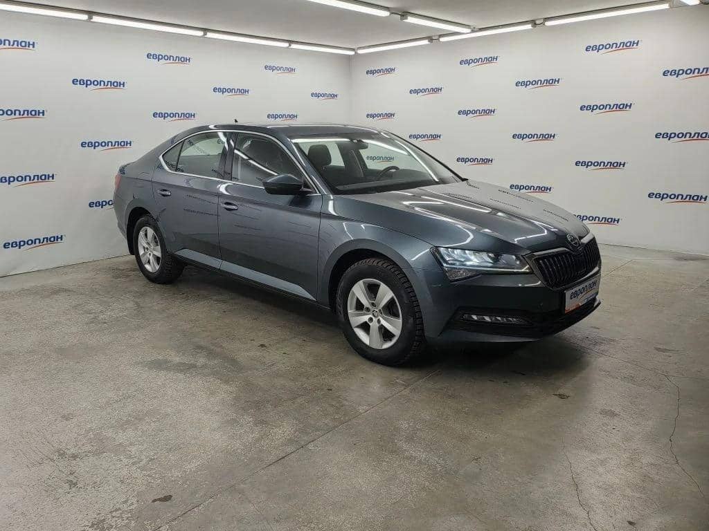 Skoda Superb,  76 182 км, 2020 года в лизинг
