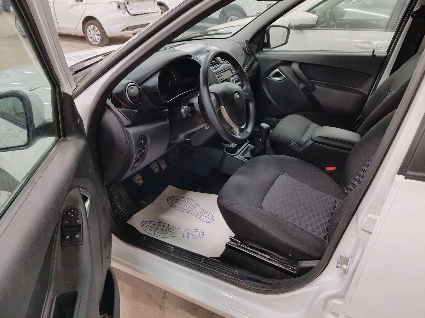 Lada Granta седан,  28 790 км, 2025 года в лизинг