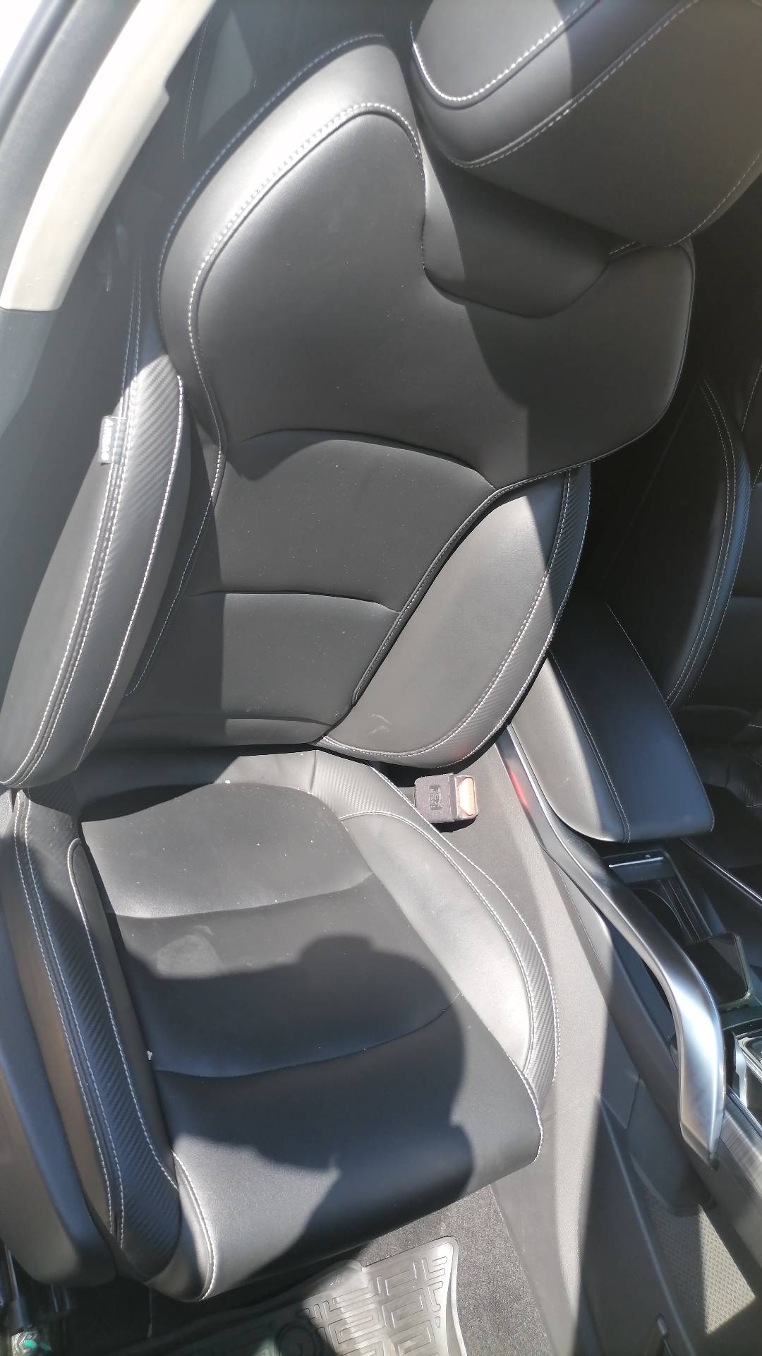 Geely Atlas Pro,  252 255 км, 2022 года в лизинг