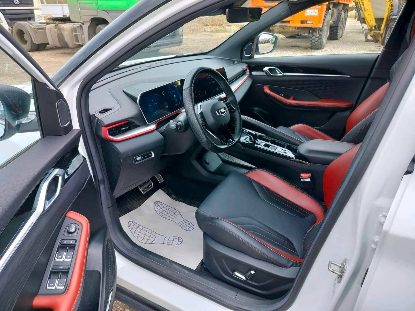 Geely Coolray,  58 526 км, 2023 года в лизинг