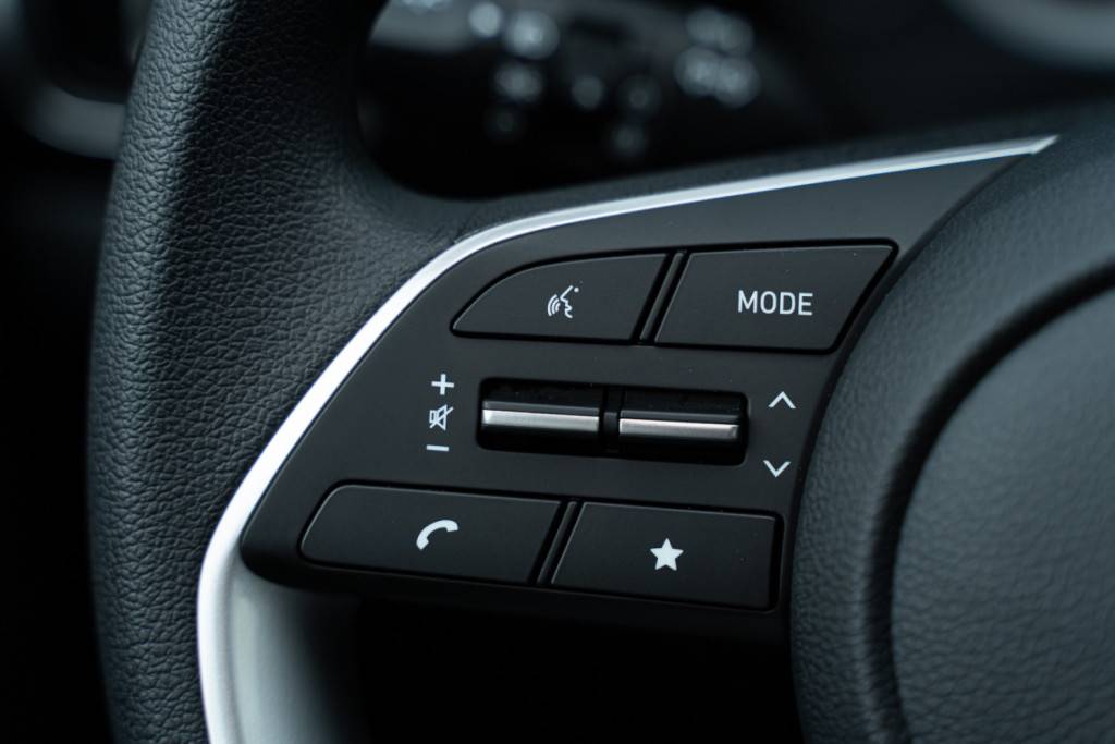 Solaris HC Classic 1.6 6AT 2WD