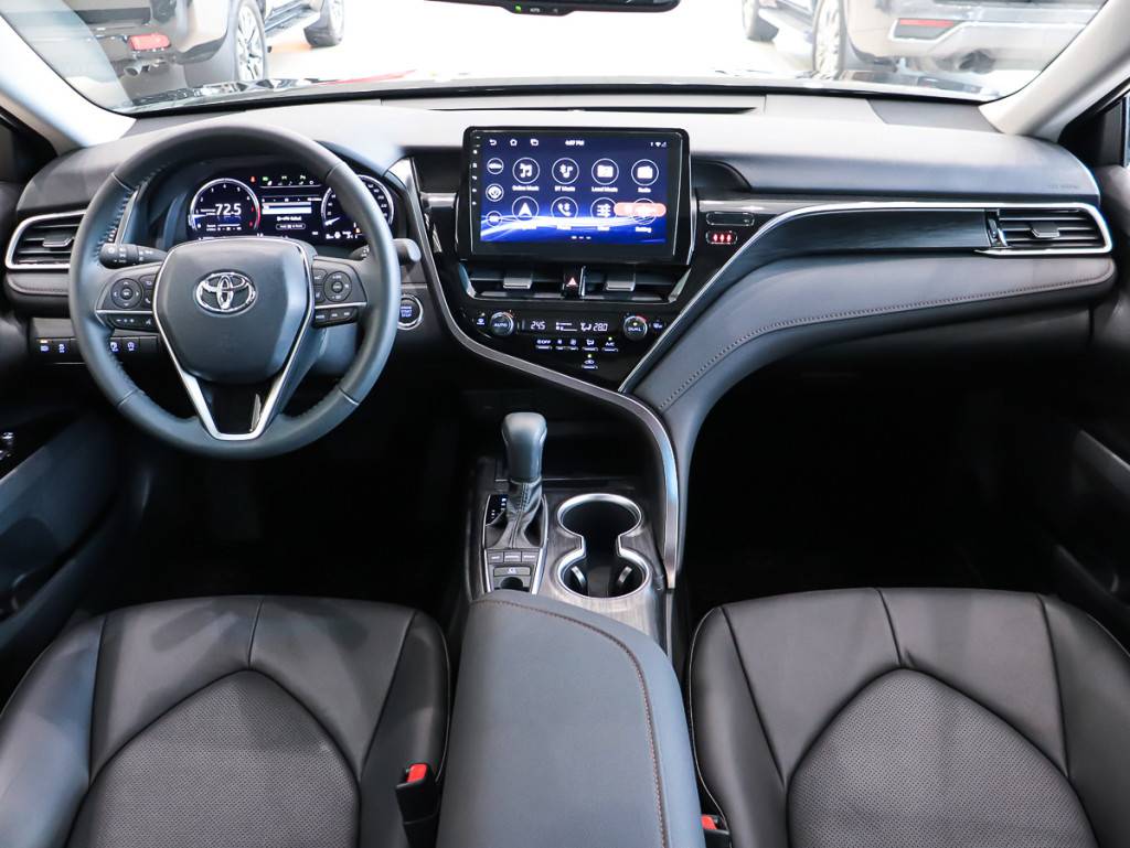 Toyota Camry Deluxe Edition 2.5 АКП